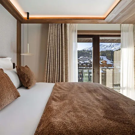 Luxueux Neuf Avec 4 Suites, Et Services A 1850 - Fr-1-830-5