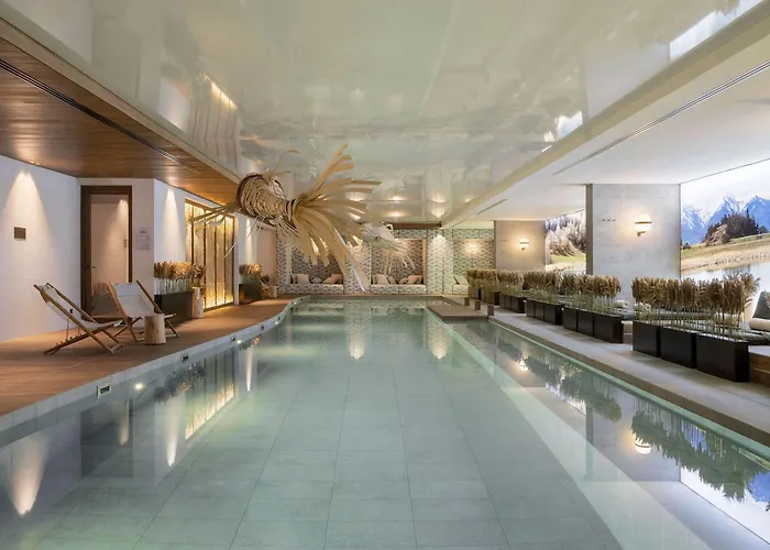 Luxueux Neuf Avec 4 Suites, Et Services A 1850 - Fr-1-830-5