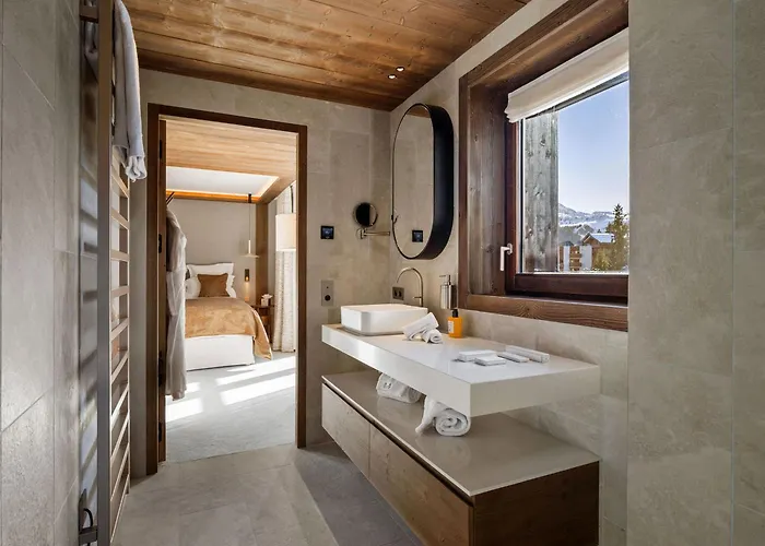 Luxueux Neuf Avec 4 Suites, Et Services A 1850 - Fr-1-830-5 * 谷雪维尔